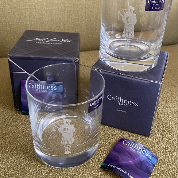 Caithness Scotland Whiskey Glass PAIR - Etched Piper Bagpipes - Picture 1 of 2